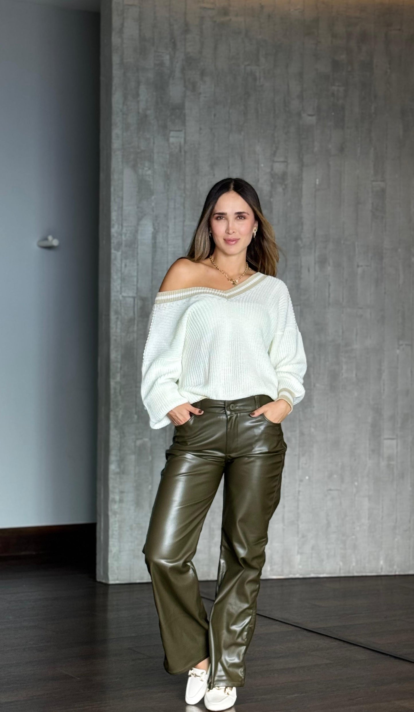 Pantalón Efecto Cuero Verde