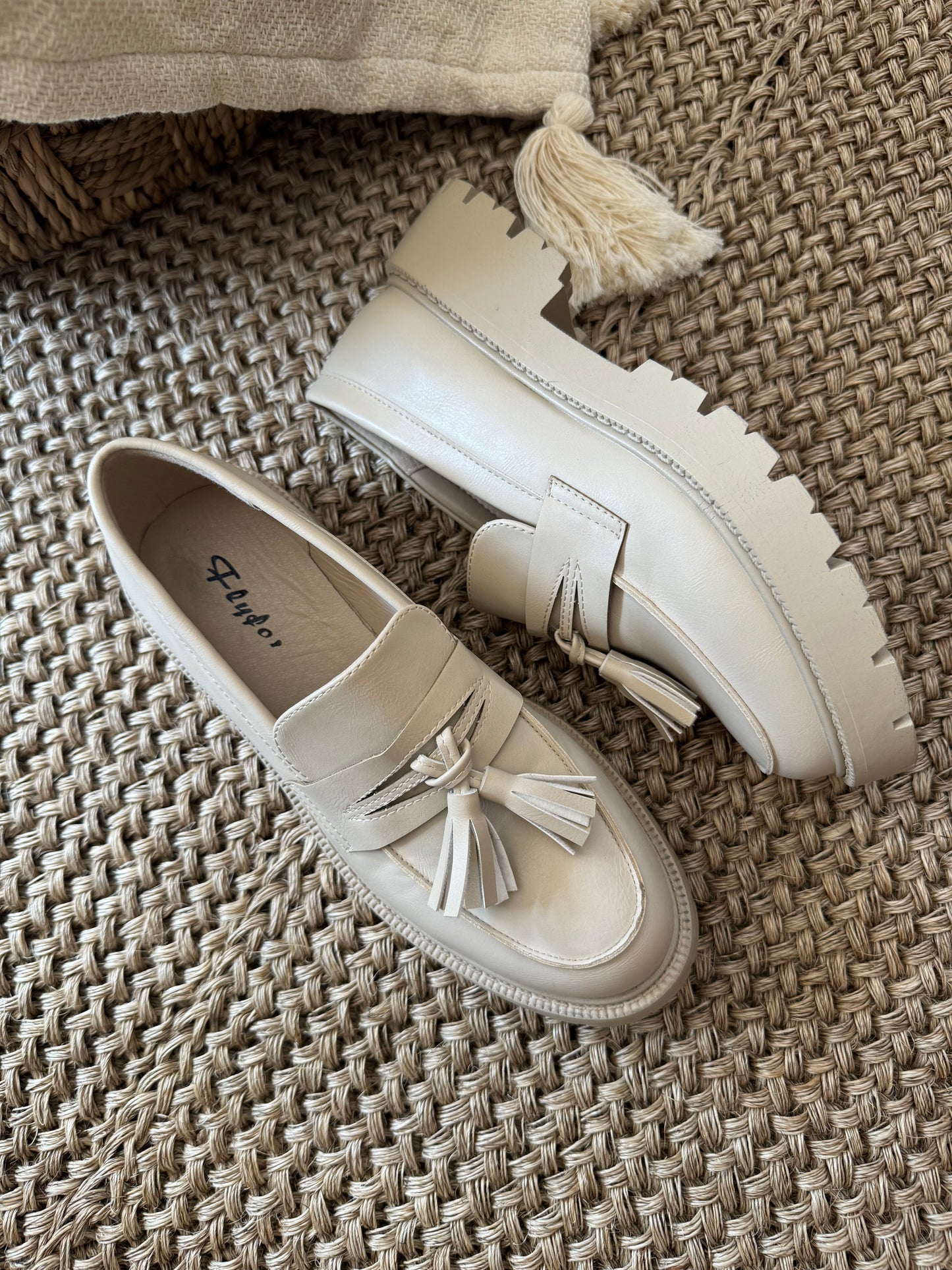 Mocasines Beige