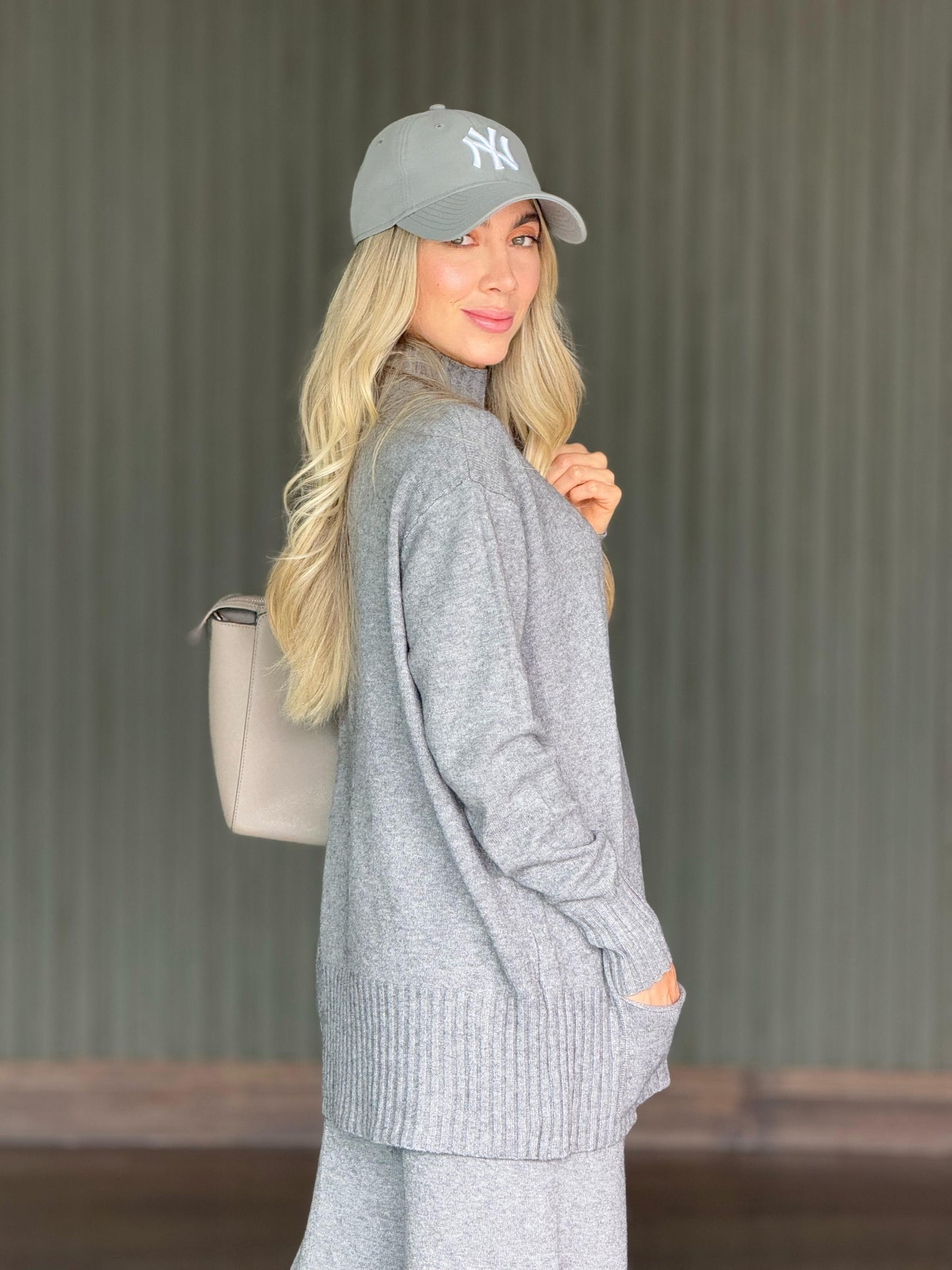 Set Hilo Buzo Bolsillo Gris