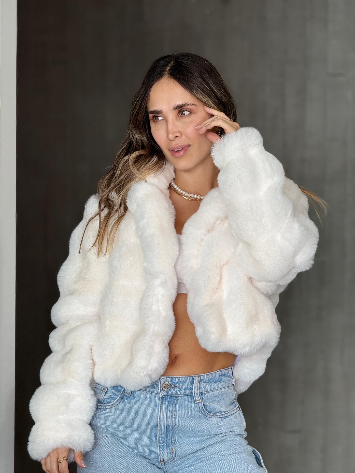 Chaqueta Peluda Blanca