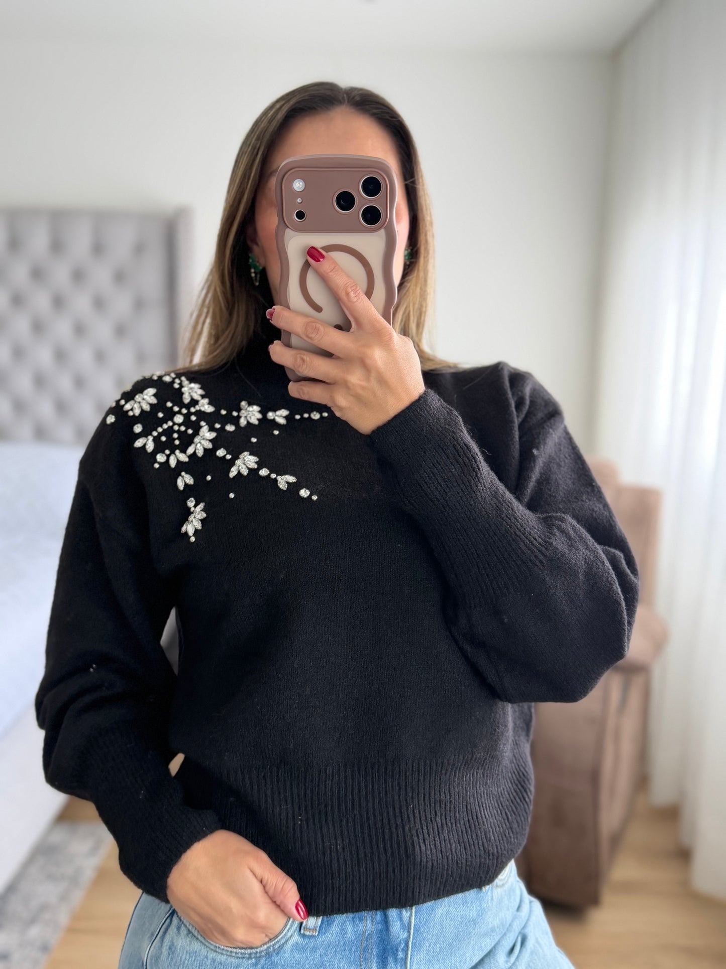 Buzo Hilo Aplique Piedras Negro